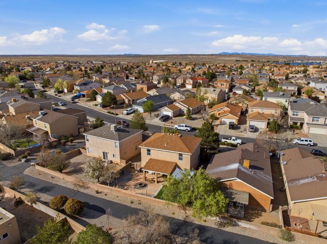 7324 Tolleson Avenue NW, Albuquerque, NM 87114