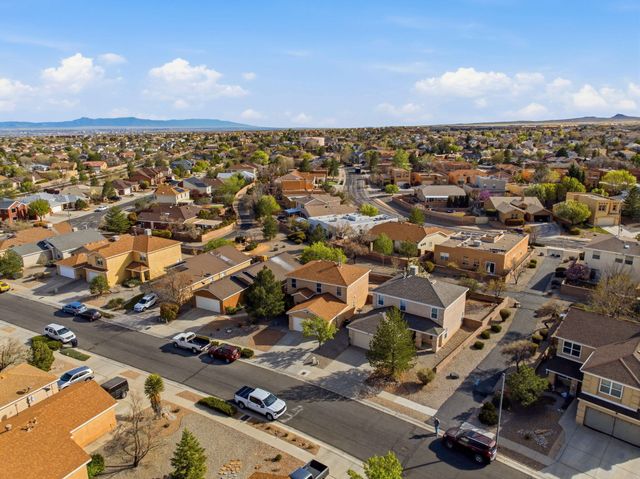 7324 Tolleson Avenue NW, Albuquerque, NM 87114