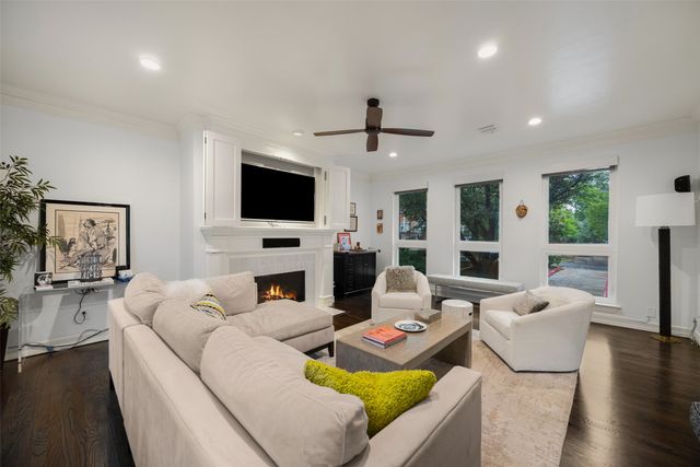 4415 Holland Avenue D, Dallas, TX 75219