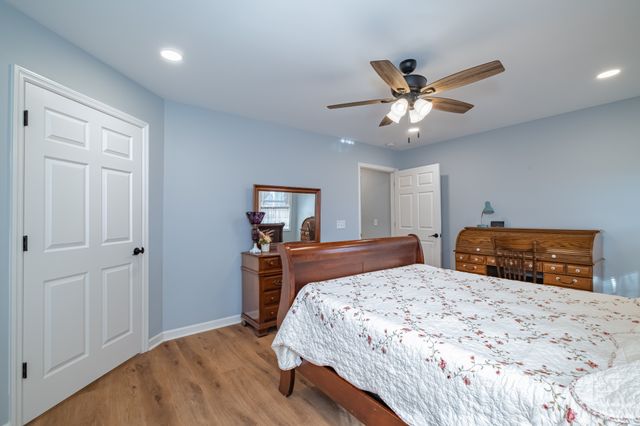 3441 Woodbury Hwy, Manchester, TN 37355