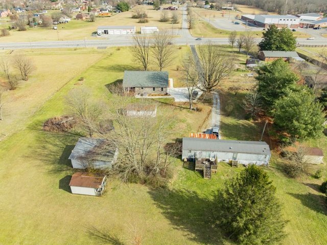 3441 Woodbury Hwy, Manchester, TN 37355