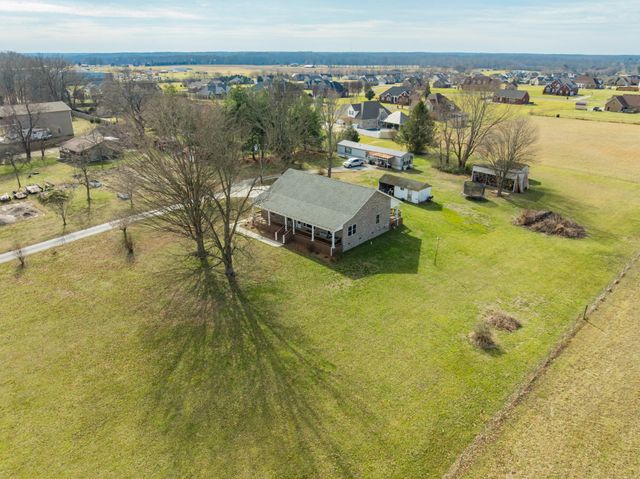 3441 Woodbury Hwy, Manchester, TN 37355