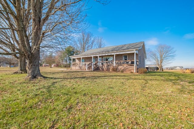 3441 Woodbury Hwy, Manchester, TN 37355