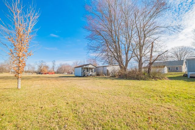 3441 Woodbury Hwy, Manchester, TN 37355