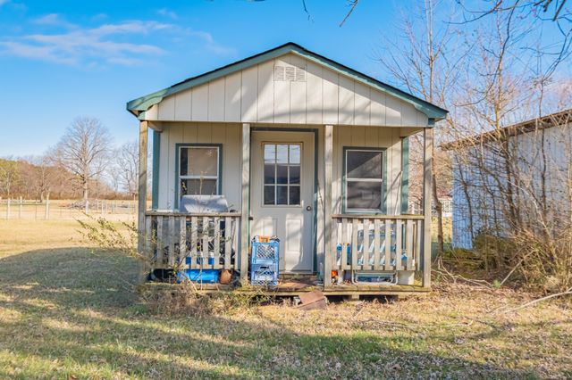 3441 Woodbury Hwy, Manchester, TN 37355