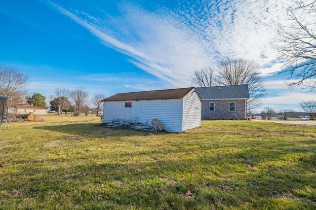 3441 Woodbury Hwy, Manchester, TN 37355