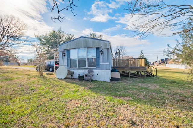 3441 Woodbury Hwy, Manchester, TN 37355