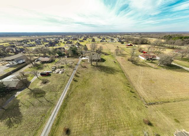 3441 Woodbury Hwy, Manchester, TN 37355