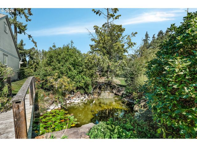 30683 S HIGHWAY 213, Molalla, OR 97038