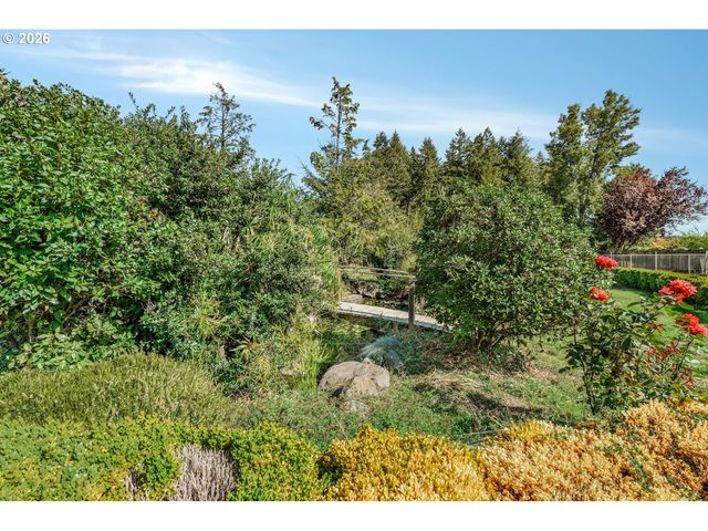 30683 S HIGHWAY 213, Molalla, OR 97038
