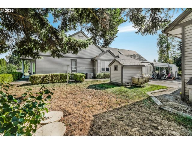 30683 S HIGHWAY 213, Molalla, OR 97038
