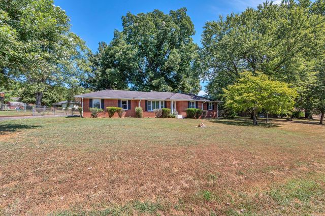208 Apache Trl, Columbia, TN 38401
