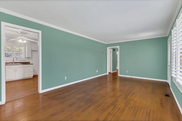 208 Apache Trl, Columbia, TN 38401