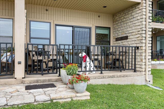 401 E Pearl Street 2105, Granbury, TX 76048