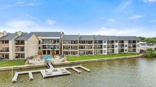 401 E Pearl Street 2105, Granbury, TX 76048