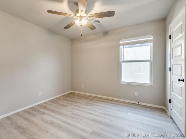 13402 E 124th Street North, Collinsville, OK 74021