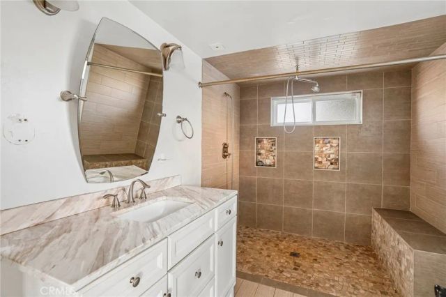 12384 Woodley Avenue, Granada Hills, CA 91344