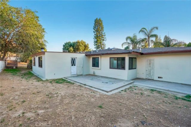 12384 Woodley Avenue, Granada Hills, CA 91344