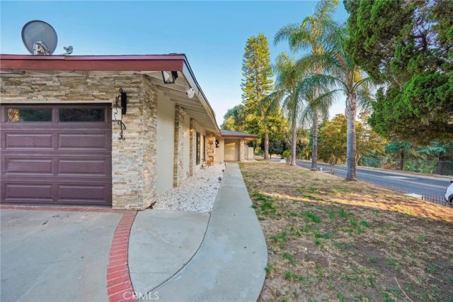 12384 Woodley Avenue, Granada Hills, CA 91344