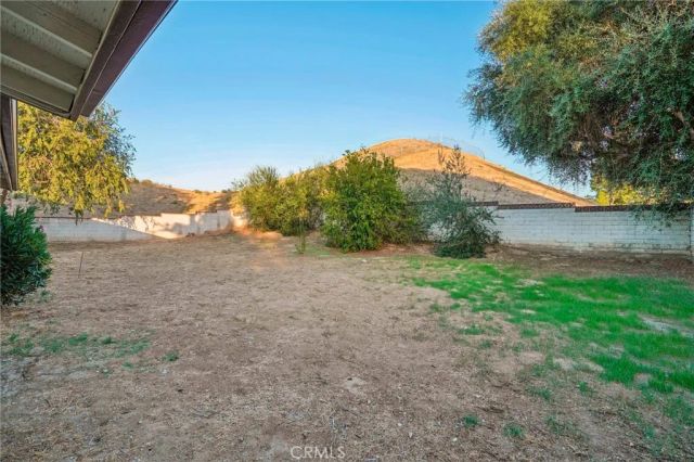 12384 Woodley Avenue, Granada Hills, CA 91344