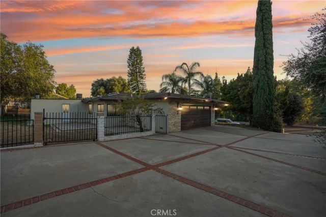 12384 Woodley Avenue, Granada Hills, CA 91344