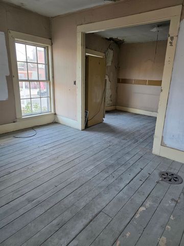 16 South Main Street, Randolph, VT 05060