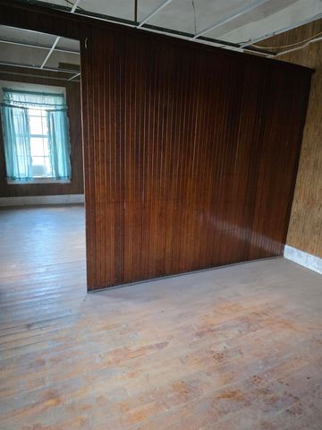 16 South Main Street, Randolph, VT 05060