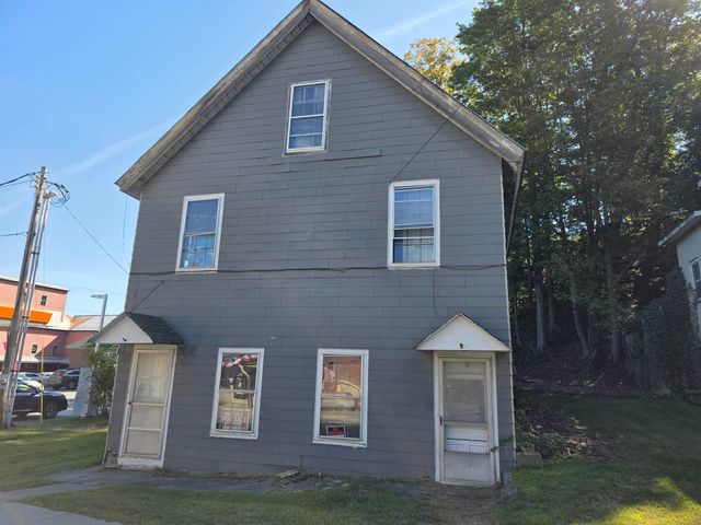 16 South Main Street, Randolph, VT 05060