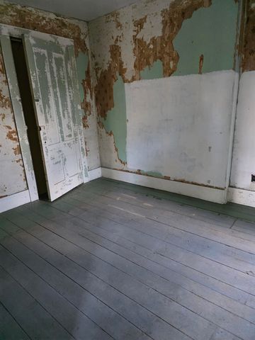 16 South Main Street, Randolph, VT 05060