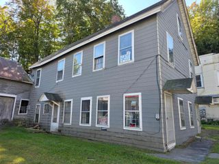 16 South Main Street, Randolph, VT 05060
