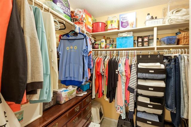 1608 BOB O LINK DRIVE, Venice, FL 34293