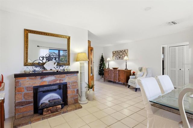 1608 BOB O LINK DRIVE, Venice, FL 34293