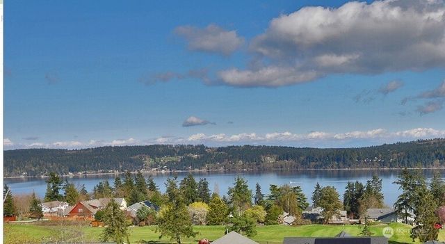 4998 Par Drive, Freeland, WA 98249