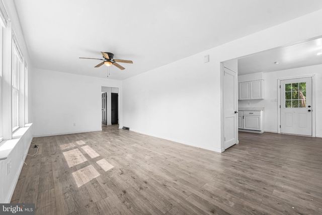 329 DAVID HALL RD, Dover, DE 19904