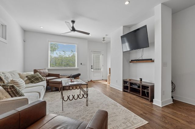 1822B 16th Ave, N, Nashville, TN 37208