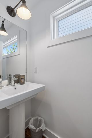 1822B 16th Ave, N, Nashville, TN 37208