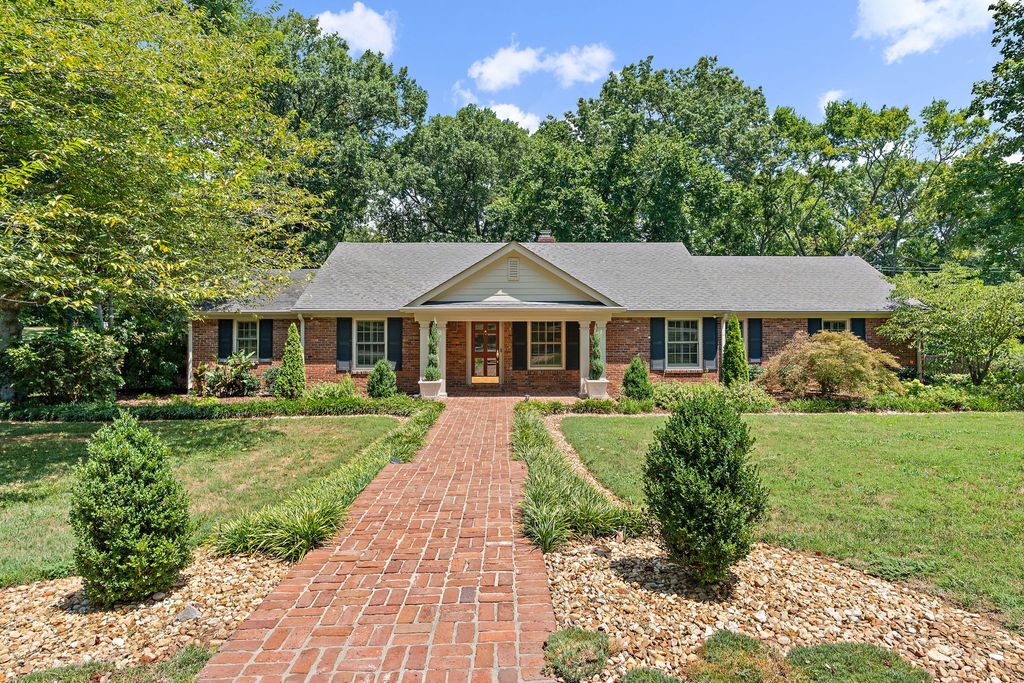 214 Hillwood Blvd, Nashville, TN 37205