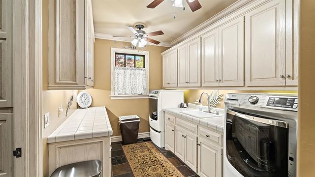 1645 Saratoga Way, Edmond, OK 73003