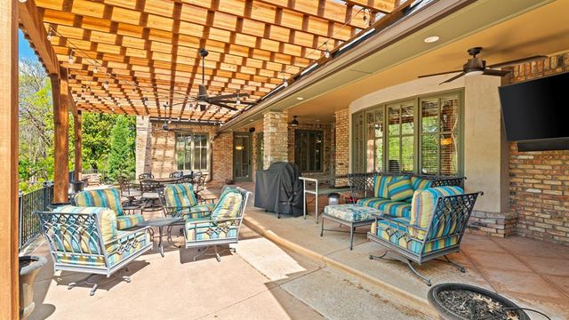 1645 Saratoga Way, Edmond, OK 73003