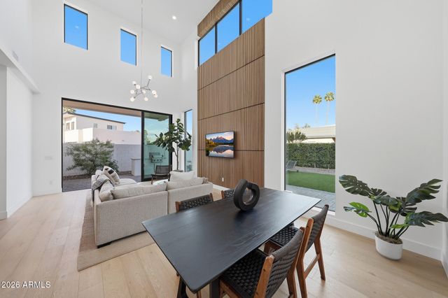 100 W NORTHERN Avenue 6, Phoenix, AZ 85021