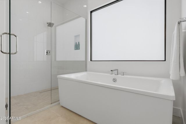 100 W NORTHERN Avenue 6, Phoenix, AZ 85021