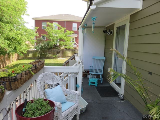 1632 Chestnut Park Ln, Richmond, VA 23222