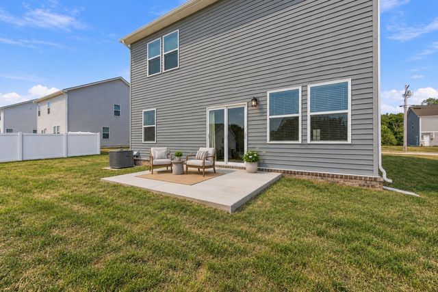 624 Emerson Ln, Westmoreland, TN 37186
