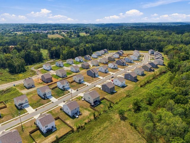 624 Emerson Ln, Westmoreland, TN 37186