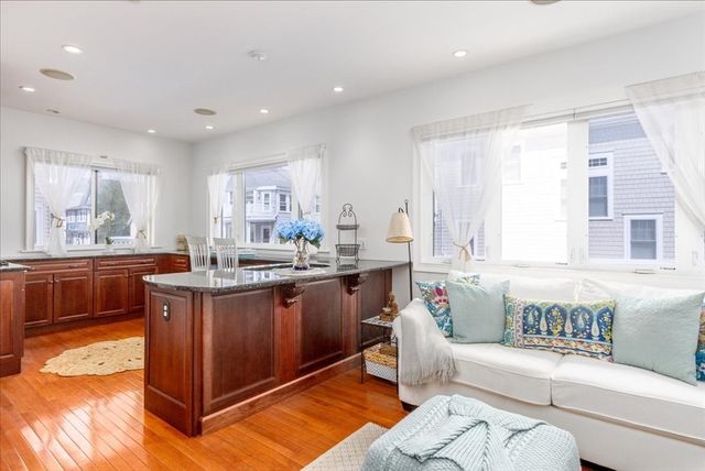 25 Winthrop Shore Drive 1, Winthrop, MA 02152