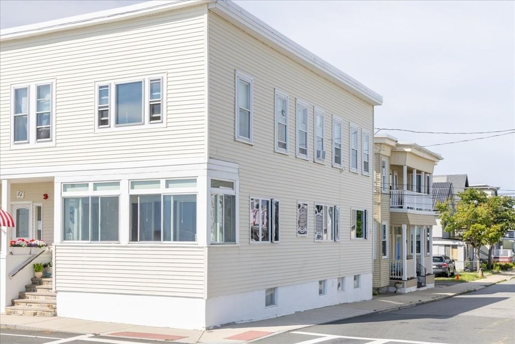 25 Winthrop Shore Drive 1, Winthrop, MA 02152