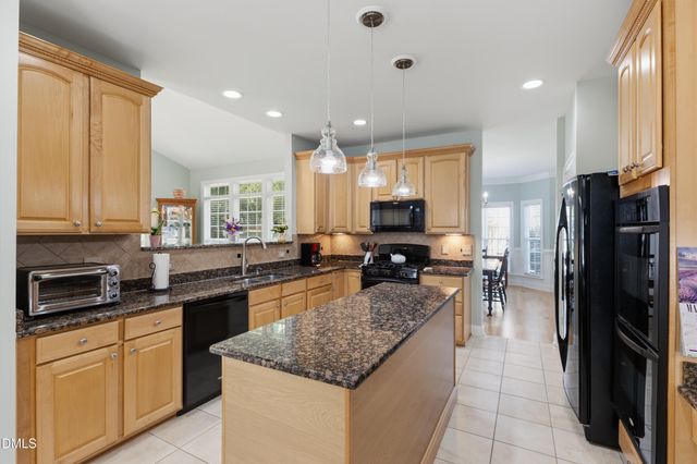 7709 Kensington Manor, Wake Forest, NC 27587