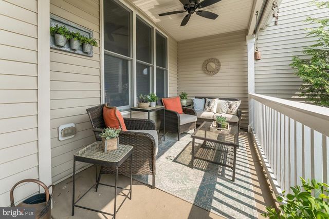 10 PHEASANT DR, Ringoes, NJ 08551