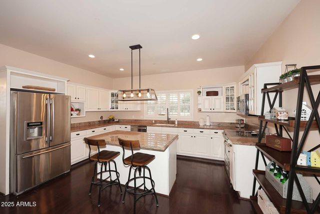 2158 E VIRGINIA Street, Mesa, AZ 85213