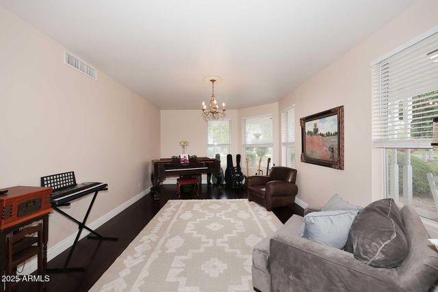 2158 E VIRGINIA Street, Mesa, AZ 85213